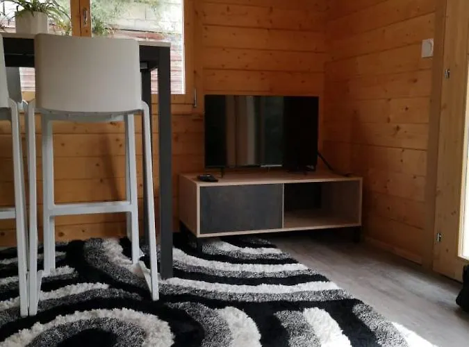 Le Petit De Shantay Youstay * Nîmes