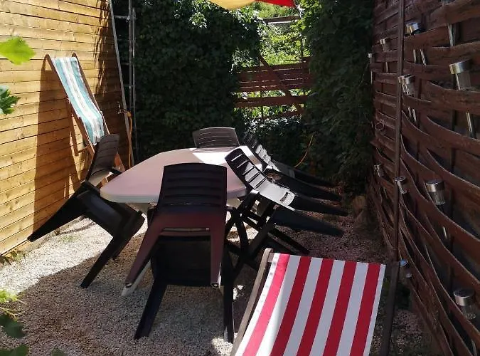 Le Petit De Shantay Youstay *